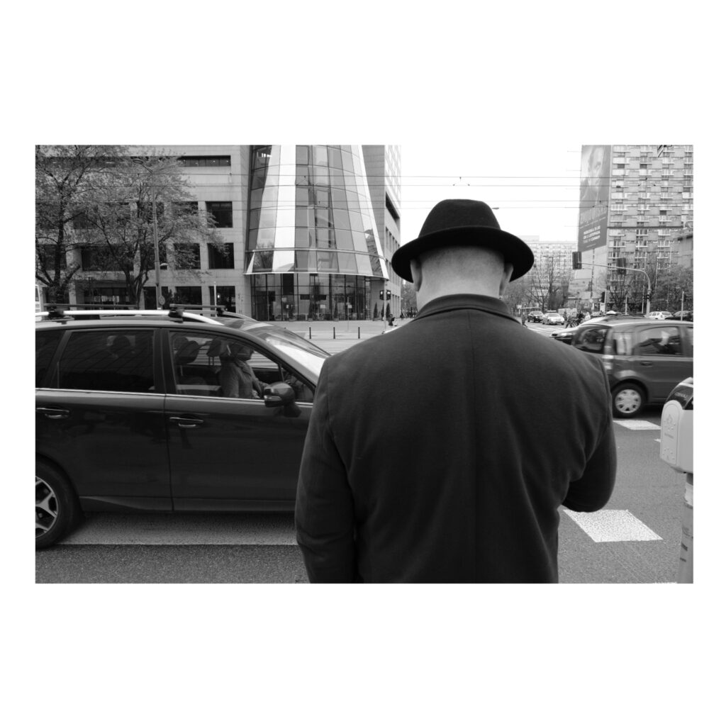 street man with hat